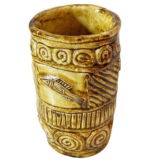 Vintage Unique Studio Art Pottery Vase Brown Glaze Fish Eagle Design Signed VLD - Picture 3 of 8